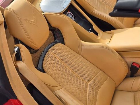 Used 2023 Chevrolet Corvette Stingray Premium Conv w/ Z51 Performance Package RWD image 52