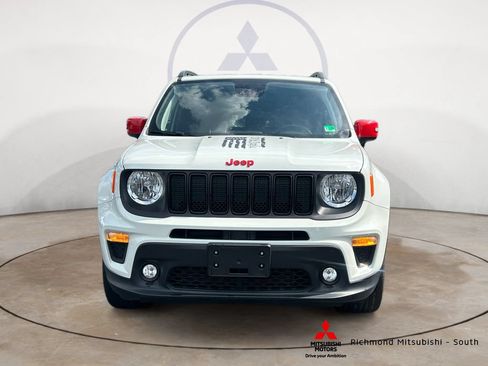 Used 2023 Jeep Renegade Latitude AWD/4WD image 8