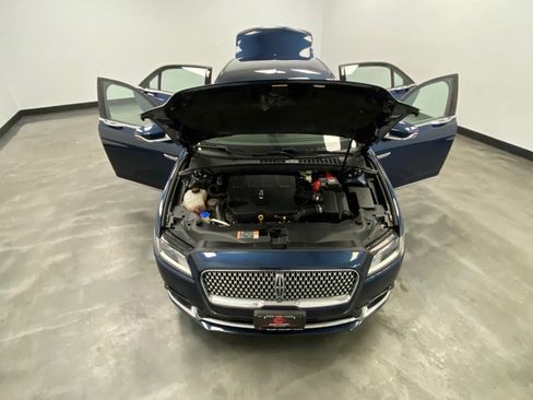 Used 2017 Lincoln Continental Select w/ Climate Package image 51