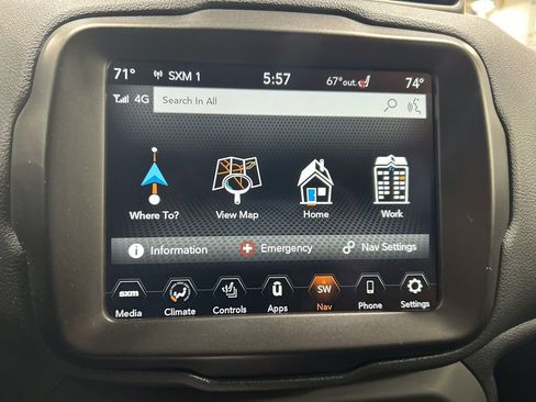 Used 2022 Jeep Renegade Latitude w/ Convenience Group image 16