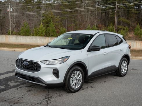 New 2026 Ford Escape Active w/ Cold Weather Package FWD image 3