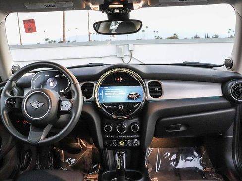 Used 2024 MINI Cooper SE FWD image 14