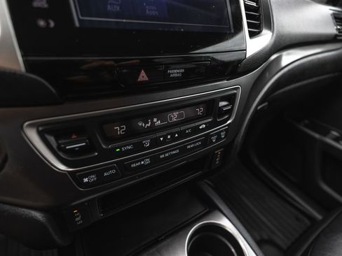 Used 2017 Honda Pilot EX-L image 16