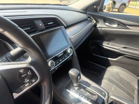 Used 2016 Honda Civic Touring image 20