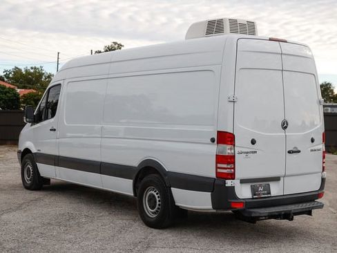 Used 2012 Freightliner Sprinter 2500 image 10