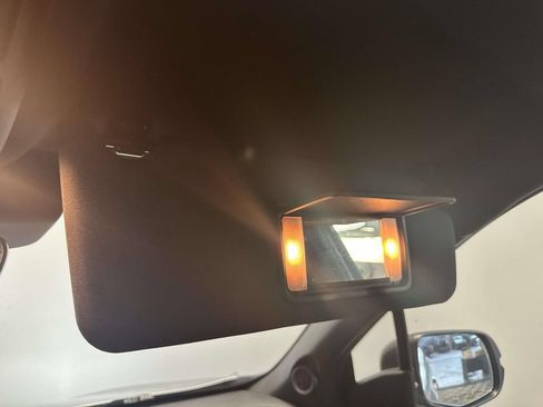 Used 2022 Honda Pilot TrailSport image 32