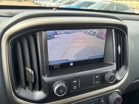 Used 2022 Chevrolet Colorado Z71 w/ Safety Package image 59