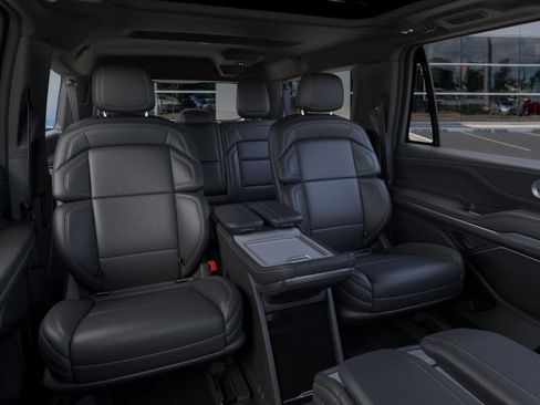New 2025 Lincoln Navigator L Reserve w/ Jet Appearance Package image 11