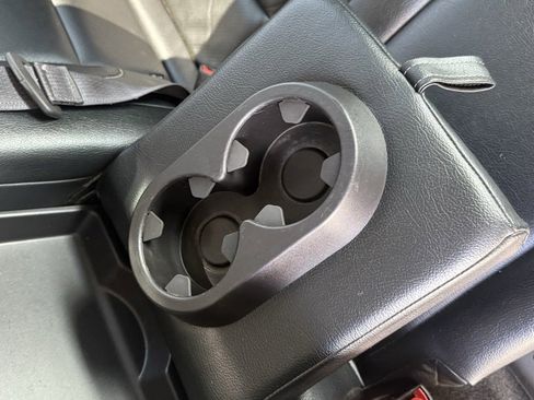 Used 2016 Chevrolet Silverado 2500 LT image 39