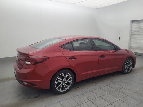 Used 2019 Hyundai Elantra SE FWD image 10