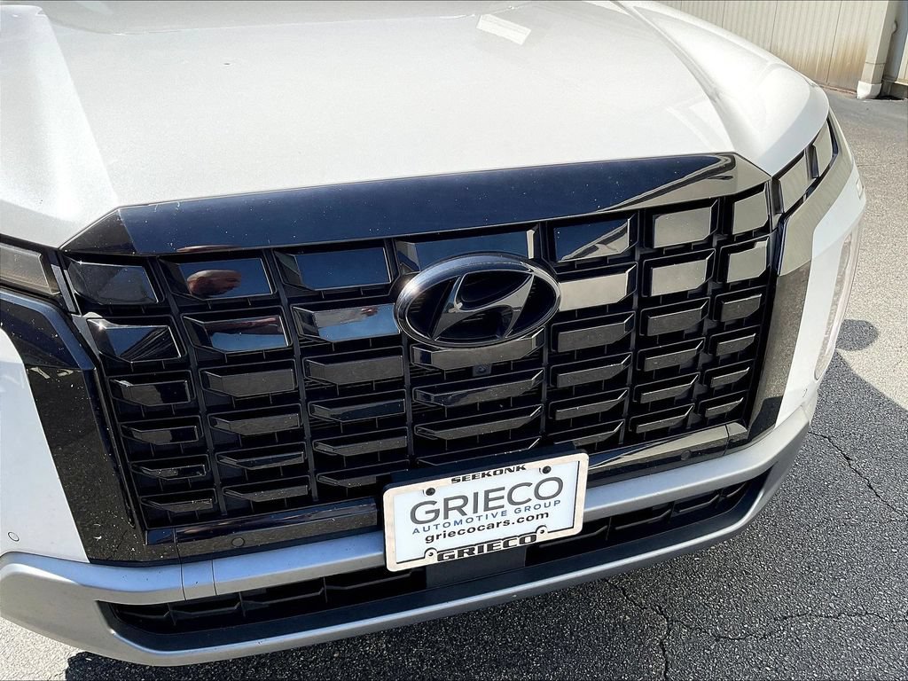 Used 2023 Hyundai Palisade Limited AWD/4WD image 34