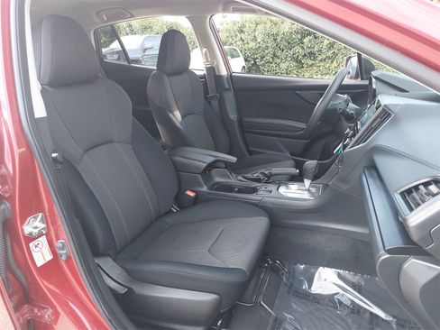 Used 2019 Subaru Crosstrek 2.0i w/ Eyesight System image 10