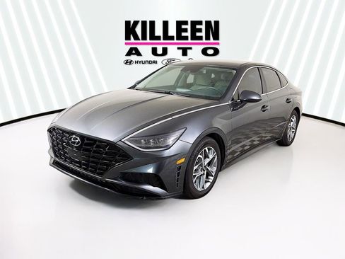 Used 2023 Hyundai Sonata SEL FWD image 3