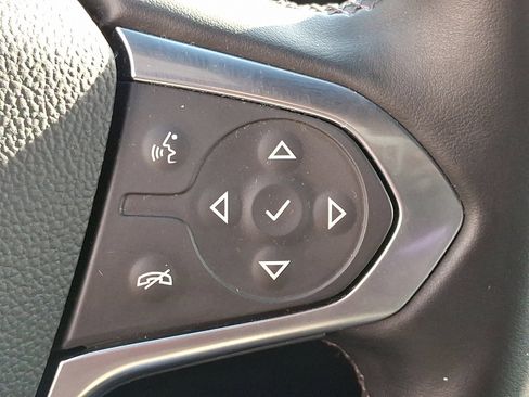 Used 2023 Chevrolet Traverse LT w/ Midnight/Sport Edition image 23