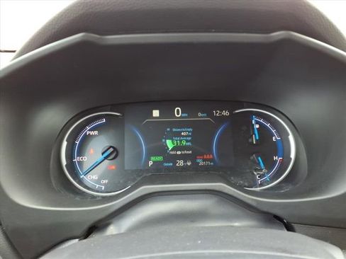 Certified 2025 Toyota RAV4 LE image 17