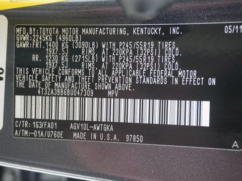 Used 2011 Toyota Venza FWD image 24