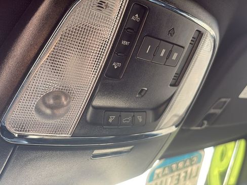 Used 2019 Jeep Grand Cherokee Altitude image 18