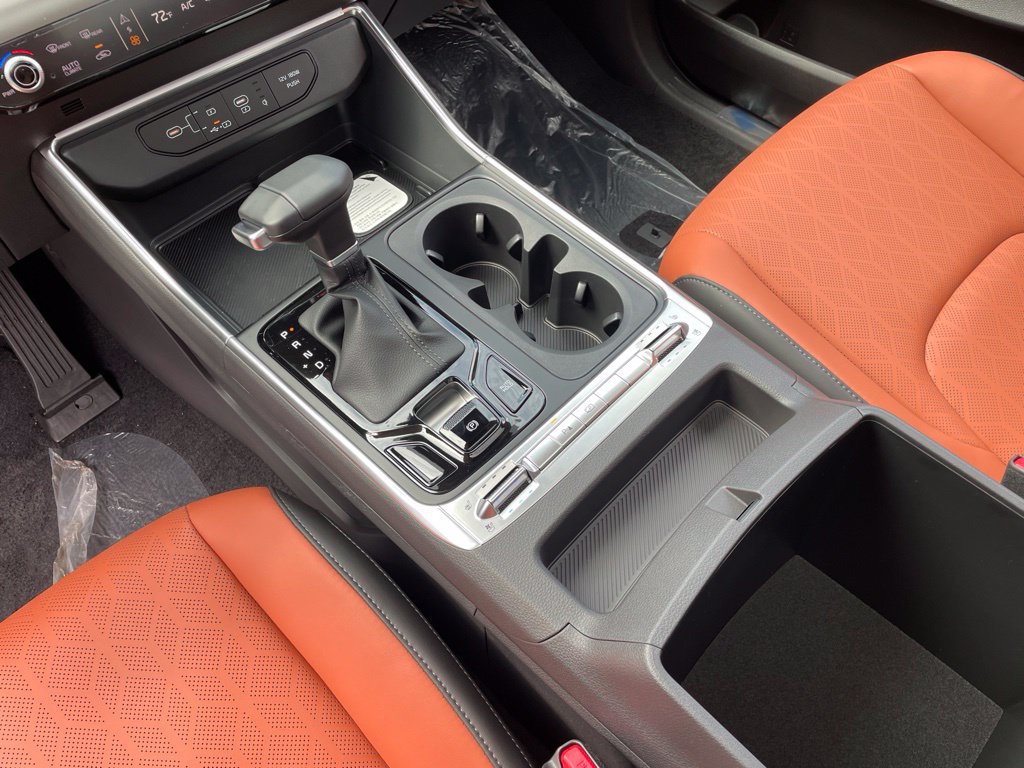 New 2027 Kia Carnival SX FWD image 9