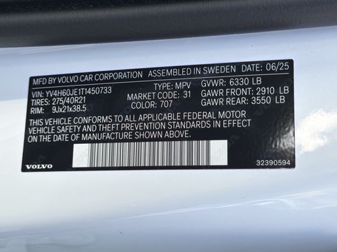 Certified 2026 Volvo XC90 T8 Plus w/ Protection Package Premier AWD/4WD image 37