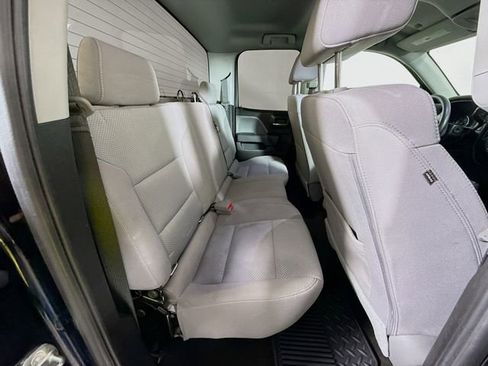 Used 2018 Chevrolet Silverado 1500 Custom w/ Custom Value Package image 27