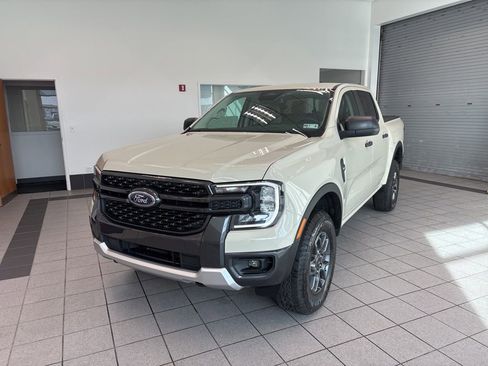 Used 2025 Ford Ranger XLT w/ FX4 Off-Road Package image 3