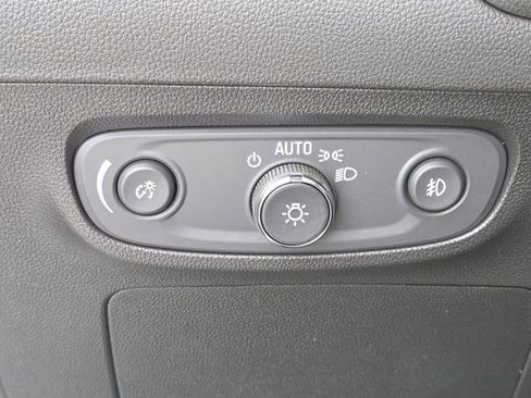 Used 2023 Buick Encore GX Preferred w/ Cold Weather Comfort Package AWD/4WD image 10