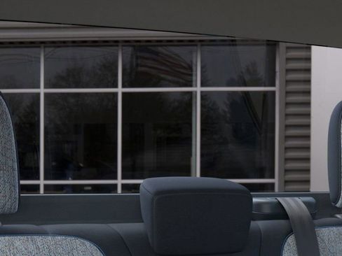 New 2025 Ford Maverick XLT image 24