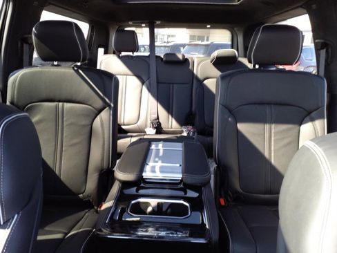 New 2023 Jeep Grand Wagoneer Series II image 20