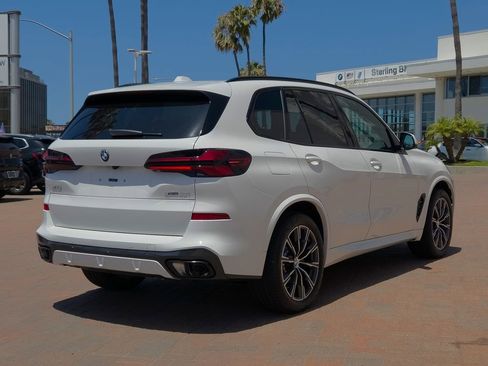 New 2026 BMW X5 xDrive40i w/ M Sport Package AWD/4WD image 18