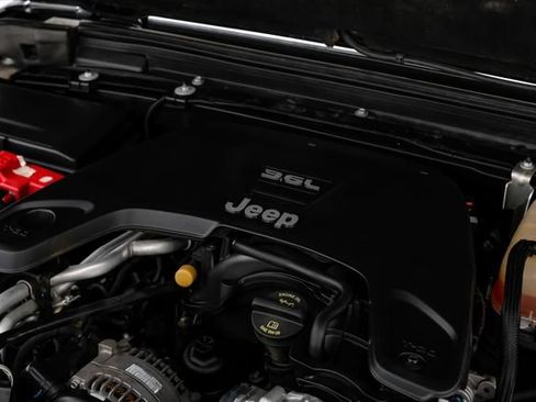 Used 2019 Jeep Wrangler Sport AWD/4WD image 54