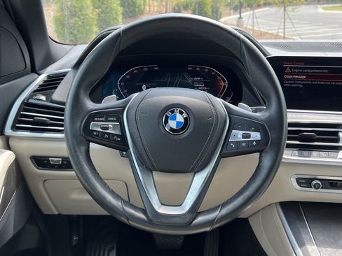 Used 2022 BMW X5 sDrive40i w/ Luxury Seating Package RWD image 19