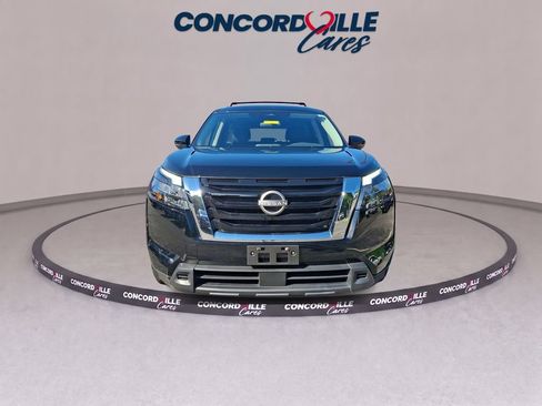 Certified 2024 Nissan Pathfinder SV AWD/4WD image 3