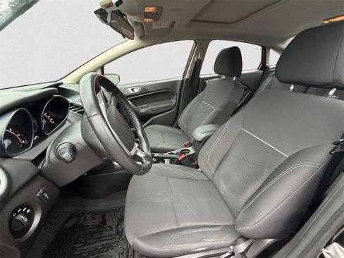 Used 2014 Ford Fiesta SE w/ Comfort Package image 7
