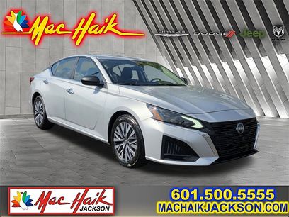 Used 2024 Nissan Altima 2.5 SV