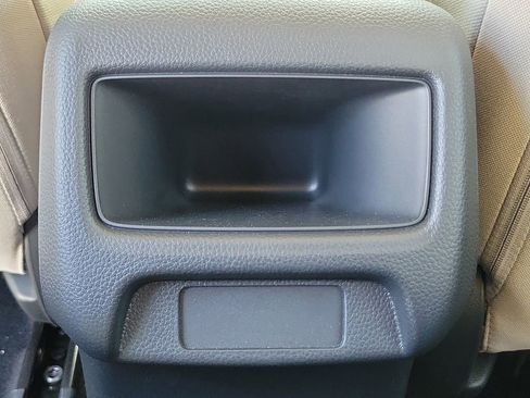 Certified 2026 Honda HR-V LX image 11