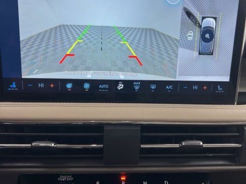 Used 2023 Lincoln Corsair Reserve w/ Equipment Group 201A image 13