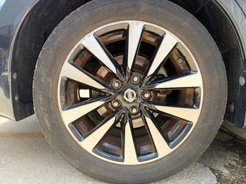 Used 2017 Nissan Altima 2.5 SV FWD image 11