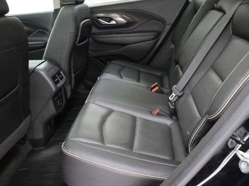 Used 2018 GMC Terrain Denali w/ Comfort Package AWD/4WD image 36