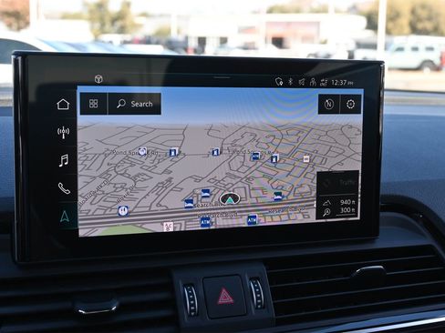 Used 2023 Audi SQ5 Premium Plus w/ Premium Plus Package image 11