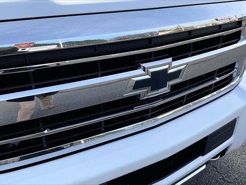 Used 2019 Chevrolet Silverado 3500 High Country w/ Duramax Plus Package image 29