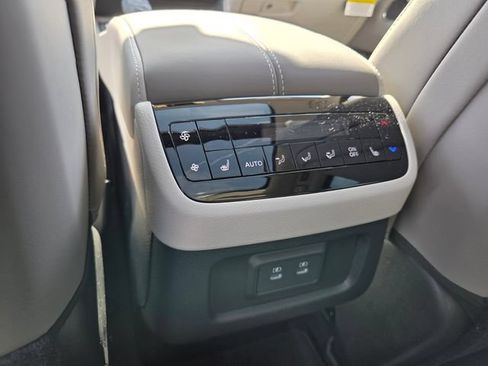 New 2027 INFINITI QX60 Luxe w/ Cargo Package FWD image 17