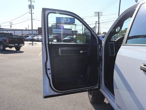 Used 2021 RAM 1500 Warlock AWD/4WD image 13