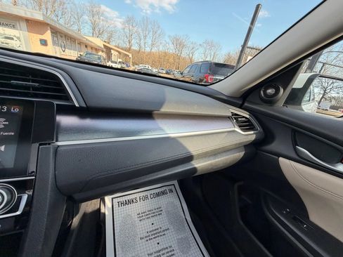 Used 2016 Honda Civic Touring image 25