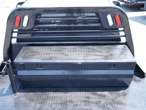 Used 2017 Ford F550 4x4 Crew Cab Super Duty image 12