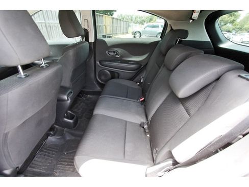 Used 2022 Honda HR-V LX image 13