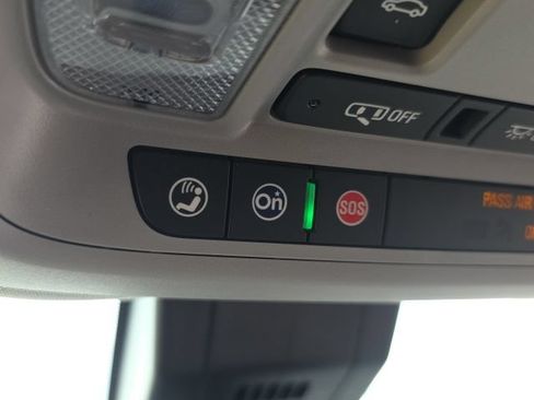 Used 2024 Chevrolet Equinox Premier FWD image 22