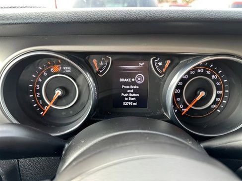 Used 2018 Jeep Wrangler Sport image 41