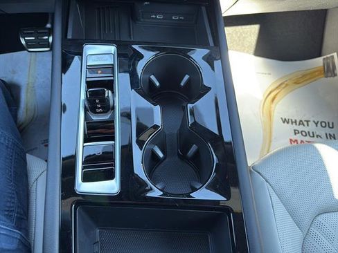 New 2026 Volkswagen Atlas Cross Sport SEL Premium R-Line image 27