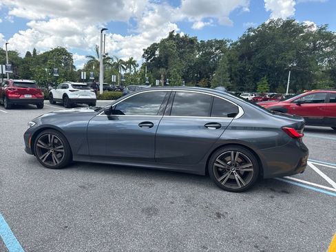 Used 2022 BMW 330i Sedan w/ Driving Assistance Package RWD image 11