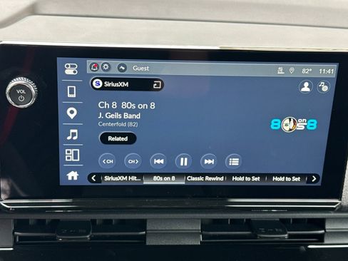 Used 2024 Honda Prologue EX image 22